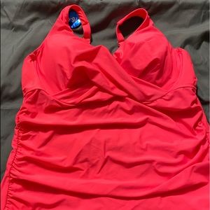 Bathing Suit Top 🟢